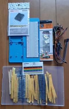 各種　電子工作部品のサムネイル