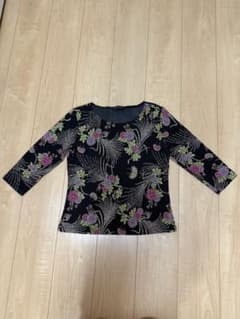 花柄 7分袖 トップス 黒 グランジ 婦人服のサムネイル