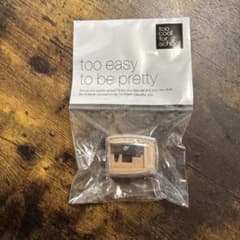 未使用　too easy to be pretty 専用シャープナーのサムネイル