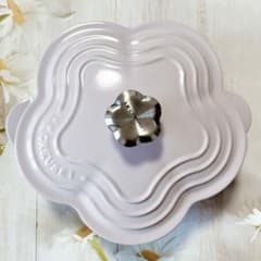 ♡ルクルーゼ　プレート フルール　エシャロット ♡ルクルーゼ プレート フルール エシャロット - メルカリ