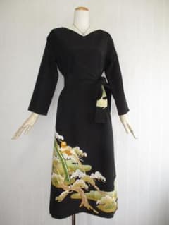 M～Lサイズ 黒留袖からの着物リメイクドレスです 着丈115cm - メルカリ