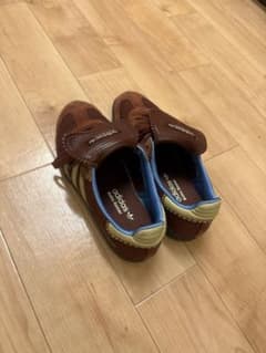 大幅値下げ！レア商品！23.5cmウェールズボナー×adidas sambaのサムネイル