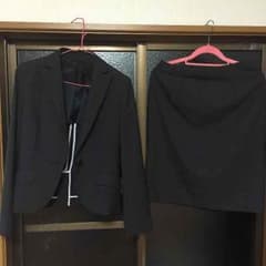 コメント購入で2300円美品11号スーツ上下セットのサムネイル