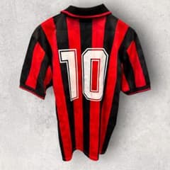 ACミラン（lotto ) 1993-1994 1stユニフォーム　背番号10 ACミラン（lotto ) 1993-1994 1stユニフォーム 背番号10 - メルカリ