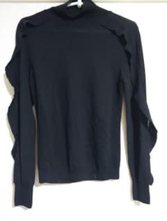 ⭐︎美品⭐︎YONFAフラッシータートルニット YONFAフラッシータートルニット ブラック - メルカリ