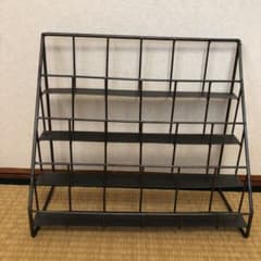 表紙が見える本棚　ブックラックのサムネイル