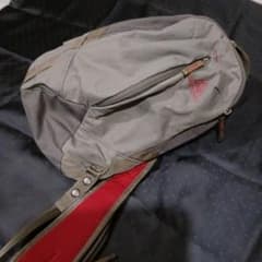 【美品】GREGORY✴軽量グレー ボディバッグのサムネイル