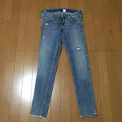 HM スキニージーンズ　新品のサムネイル