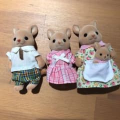 シルバニアファミリー 人形　未使用のサムネイル