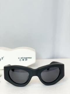 ERL イーアールエル Bro Cat Eyewear サングラス - メルカリ