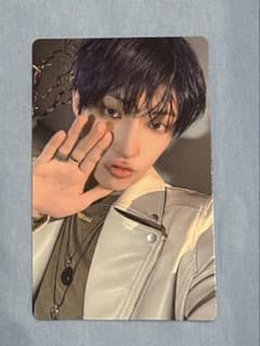 ATEEZ ミンギ 8周年展示会ブランケット トレカのサムネイル