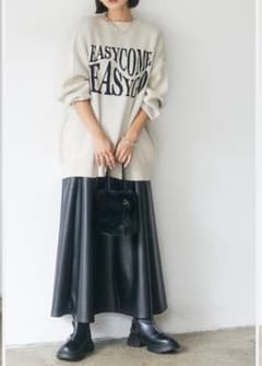 ESICA 上下セット ニット＆フェイクレザースカートのサムネイル