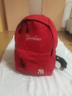 ヤンキース リュック 赤のサムネイル