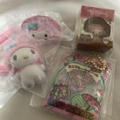 マイメロディカプセルトイ4点セットのサムネイル