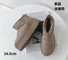 【新品•未使用品】 厚底 ムートン ブーツのサムネイル