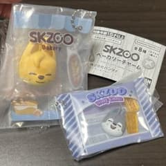 SKZOO Wolf Chan ガチャガチャ ベーカリーチャーム グミチャーム