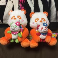 AAA おすわりえー&ハイビスカスえーパンダのサムネイル