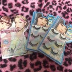 つけまつげのサムネイル