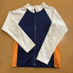 TIPNESS KIDS 長袖ラッシュガード 130センチのサムネイル