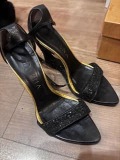 ⁠【DIANA】ダイアナ 黒ラメ グリッター ウェッジソールサンダル 22cmのサムネイル