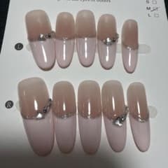 ネイルチップ フレンチ ラメ ビジュー 華やか Mサイズのサムネイル