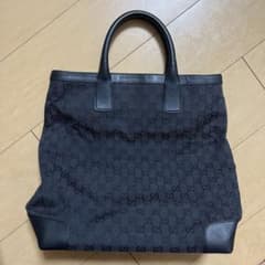 GUCCI ブラック トートバッグ ロゴパターンのサムネイル