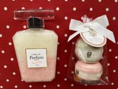 Petit Macaron Fizz Bath Salts & L'odeur du Parfum Bath Salts