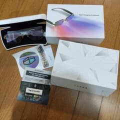 CHAMELO Color Changing Sunglasses 本体のサムネイル