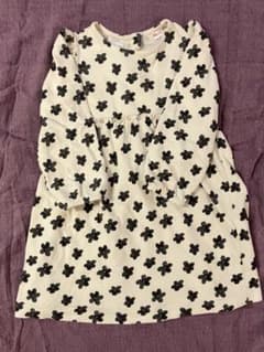 ZARA 花柄ワンピース 110cmのサムネイル