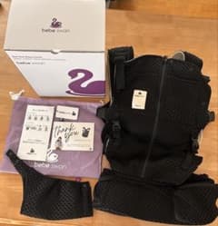美品⭐︎べべスワン　抱っこ紐　フード新品⭐︎新生児〜のサムネイル
