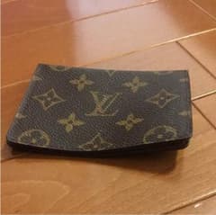 ルイヴィトン☆モノグラムカードケース【中古】のサムネイル