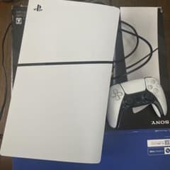 PlayStation 5 本体 ディスクドライブ搭載モデルのサムネイル