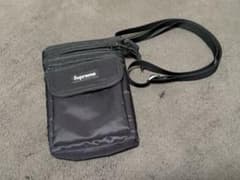supreme サコッシュ バッグのサムネイル