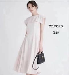 CELFORD フレアカラーフィット＆フレアワンピース ライトピンクのサムネイル