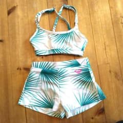 美品 ROXY サイズ100 水着のサムネイル