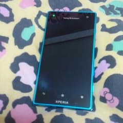 XPERIA au IS12s acro HDのサムネイル