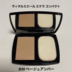CHANELヴィタルミエール エクラ コンパクト【B30】 - メルカリ