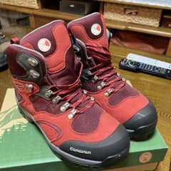 登山靴のサムネイル