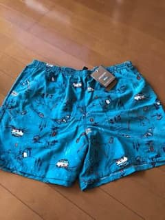 ショートパンツのサムネイル