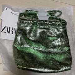 【新品未開封】ZARA ミニポーチ。のサムネイル
