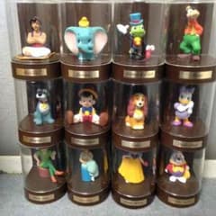 さー様専用 ディズニーフィギュア12体のサムネイル