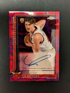 Lachlan Olbrich Topps Chrome Auto /299のサムネイル