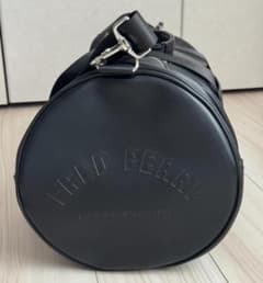 Fred Perry L9201 クラシック バレルバッグ–ヴィンテージモデル Fred Perry L9201 クラシック バレルバッグ–ヴィンテージモデル - メルカリ