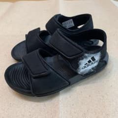 【devilcat様専用】アディダス サンダル　19cmのサムネイル