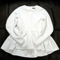 美品✨ツルバイマリコオイカワ Kirill ペプラムトップス ホワイト
