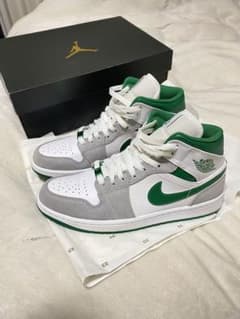 翔平hey様専用　エアジョーダン1 Mid Green Grey Whiteのサムネイル