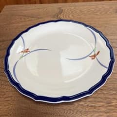 香蘭社青い縁取りの花模様皿 26cm - メルカリ