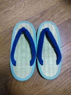 ゆずぴー様専用　ケンコー ミサトっ子 草履　19センチ（17〜18センチ）のサムネイル