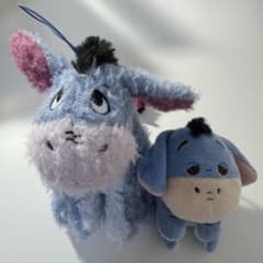イーヨー ぬいぐるみキーホルダー ストラップ 2個セットのサムネイル