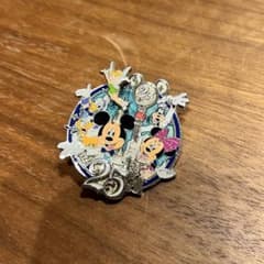 東京ディズニーリゾート　ミッキー ピンバッジ　ピン　Disney